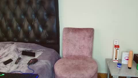 0 oJacob online show from 10-07-25, 07:55