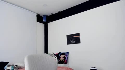 amy online show from 11-14-25, 09:57