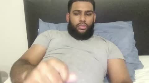 Snapshot of 0beyme chatting on 10-20-25, 01:39 0beyme online show from 10-20-25, 01:39