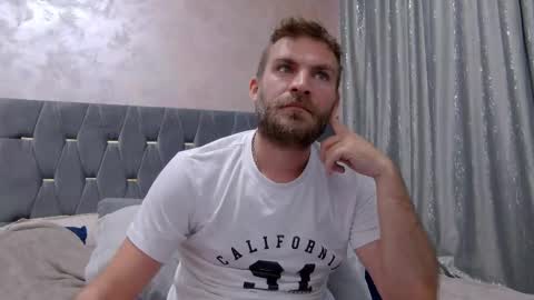 Snapshot of 10in_deluxe chatting on 11-27-25, 06:48 10in_deluxe online show from 11-27-25, 06:48