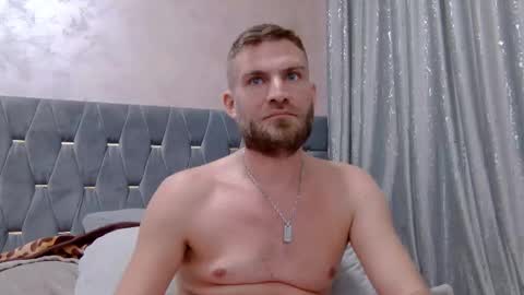 Snapshot of 10in_deluxe chatting on 12-04-25, 06:16 10in_deluxe online show from 12-04-25, 06:16