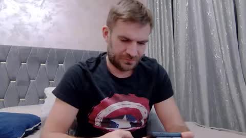 Snapshot of 10in_deluxe chatting on 01-09-26, 10:40 10in_deluxe online show from 01-09-26, 10:40