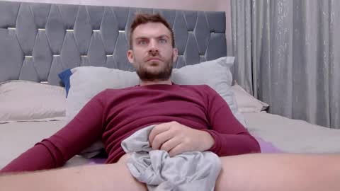 Snapshot of 10in_deluxe chatting on 01-10-26, 10:50 10in_deluxe online show from 01-10-26, 10:50