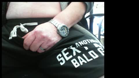 Snapshot of 10mm_socket chatting on 11-19-25, 11:49 10mm_socket online show from 11-19-25, 11:49