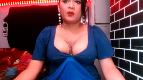  i am trixie im Your Selfsucking Mistress  online show from 01-09-25, 02:11