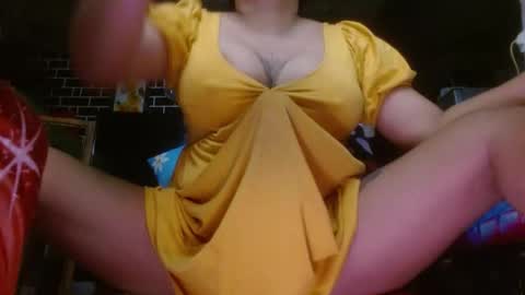  i am trixie im Your Selfsucking Mistress  online show from 10-09-25, 05:38