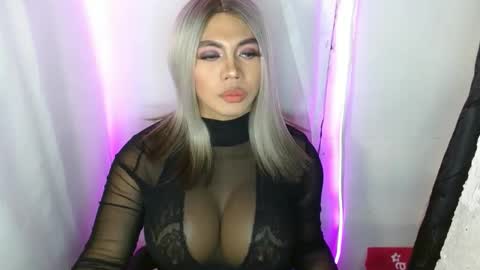 Snapshot of 11inchsinglecious chatting on 01-23-25, 03:11 HUGECOCK online show from 01-23-25, 03:11