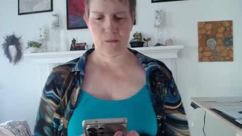 Aurora Willows online show from 01-10-26, 03:58