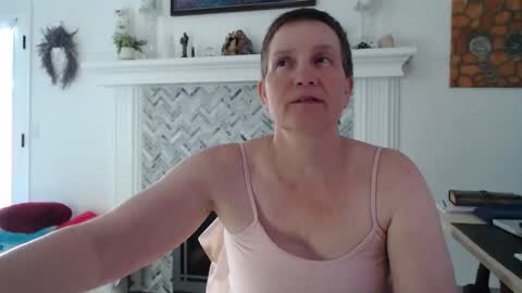 Aurora Willows online show from 04-16-26, 05:03