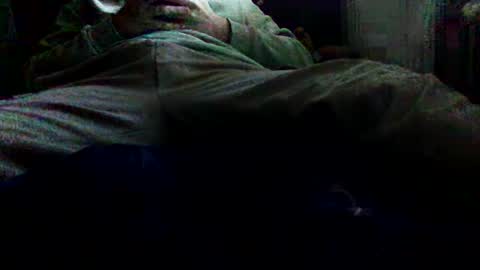 Snapshot of 12curty chatting on 02-19-25, 09:06 12curty online show from 02-19-25, 09:06
