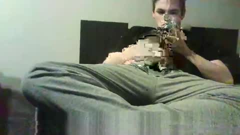 Snapshot of 12curty chatting on 02-22-25, 09:37 12curty online show from 02-22-25, 09:37