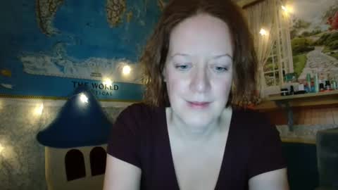 12ennie online show from 12-05-25, 06:33