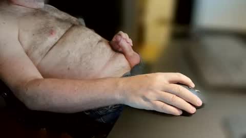 Snapshot of 12monkeyatleast chatting on 11-03-25, 05:36 Chris online show from 11-03-25, 05:36