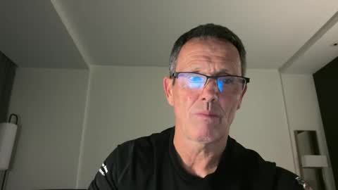 13glanmorfa online show from 12-14-25, 06:08