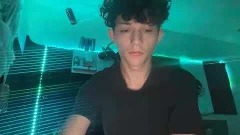 Snapshot of 13inchcock13 chatting on 11-23-25, 08:36 13inchcock13 online show from 11-23-25, 08:36