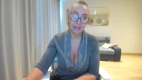 Snapshot of 14risha chatting on 02-19-26, 08:54 14risha online show from 02-19-26, 08:54