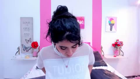 Scarlette  online show from 02-05-25, 09:57