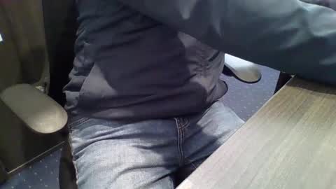 Snapshot of 1900pley chatting on 02-26-25, 06:32 1900pley online show from 02-26-25, 06:32