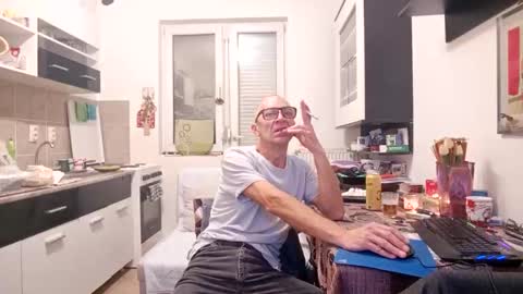 1973man online show from 12-13-25, 07:53