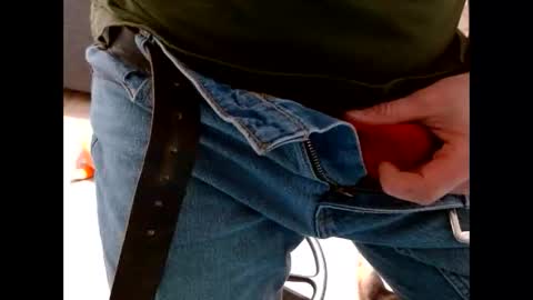 Snapshot of 1986matt1986 chatting on 02-28-25, 02:09 cumfan online show from 02-28-25, 02:09