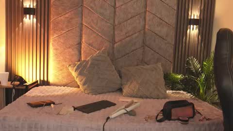 Snapshot of 1anya chatting on 10-24-25, 07:43 anya online show from 10-24-25, 07:43