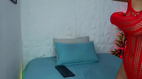 Snapshot of 1anya chatting on 11-16-25, 07:41 anya online show from 11-16-25, 07:41