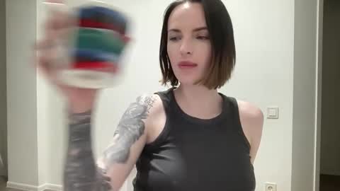 DOVE online show from 11-22-25, 09:03