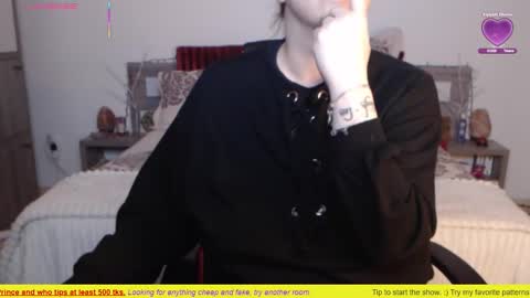 Felicity online show from 11-18-25, 05:12