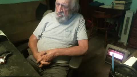 Snapshot of 1handyanddee chatting on 03-07-25, 02:36 1handyanddee online show from 03-07-25, 02:36