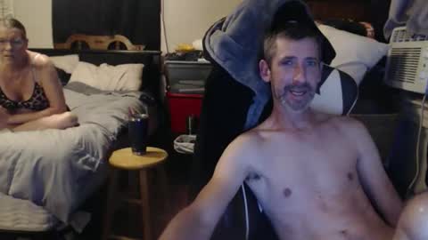 1hotcouple2c online show from 11-08-25, 12:11