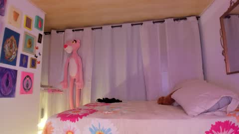 laiaa rivas online show from 02-15-26, 05:26