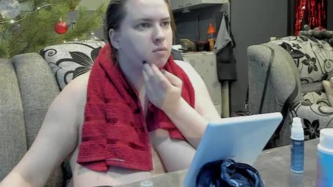 1LINDSEY1 online show from 12-21-24, 11:44