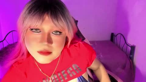 Snapshot of 1lovelymess chatting on 02-21-26, 02:45 1lovelymess online show from 02-21-26, 02:45