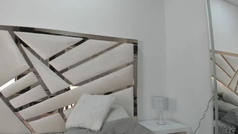 Luisa online show from 02-02-25, 11:08