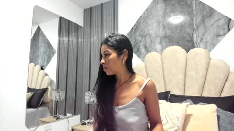 Snapshot of 1naughty_milf chatting on 02-17-26, 07:49 Luisa online show from 02-17-26, 07:49