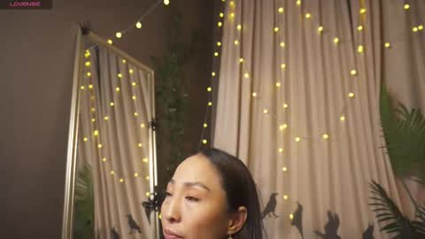 Rei online show from 10-30-25, 01:23