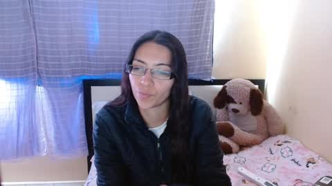 paola online show from 10-08-25, 07:11