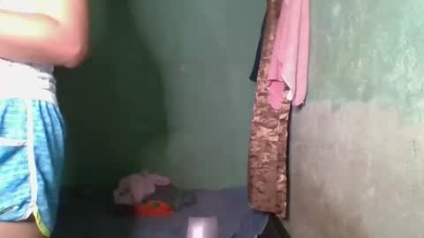 Snapshot of 1smile4u chatting on 10-20-25, 01:55 1smile4u online show from 10-20-25, 01:55