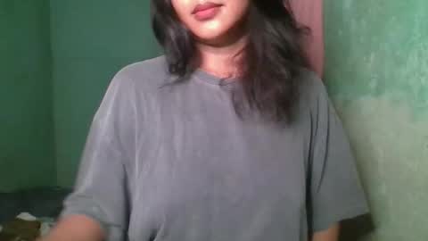 Snapshot of 1smile4u chatting on 11-01-25, 03:47 1smile4u online show from 11-01-25, 03:47