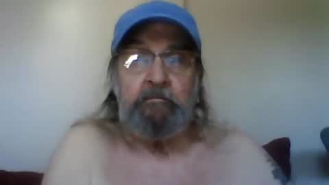 1valentine online show from 12-19-25, 07:32