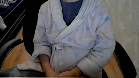 1your_hot_girls online show from 12-08-24, 10:19