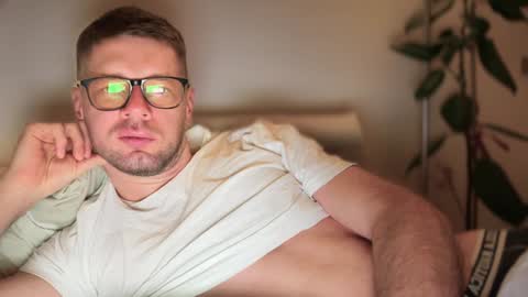 Snapshot of 2017ssseeexxx chatting on 01-08-25, 08:50 Romano online show from 01-08-25, 08:50