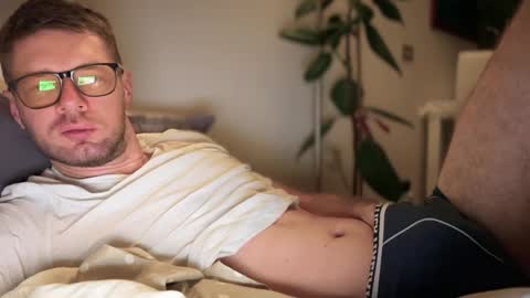 Snapshot of 2017ssseeexxx chatting on 01-19-25, 09:13 Romano online show from 01-19-25, 09:13