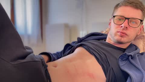 Snapshot of 2017ssseeexxx chatting on 01-24-25, 12:52 Romano online show from 01-24-25, 12:52