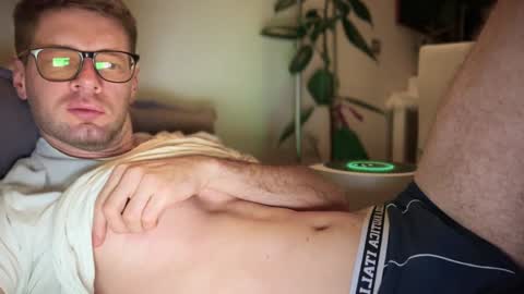 Snapshot of 2017ssseeexxx chatting on 01-29-25, 09:17 Romano online show from 01-29-25, 09:17