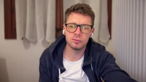 Snapshot of 2017ssseeexxx chatting on 02-01-25, 05:16 Romano online show from 02-01-25, 05:16