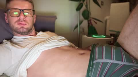 Snapshot of 2017ssseeexxx chatting on 02-05-25, 09:40 Romano online show from 02-05-25, 09:40