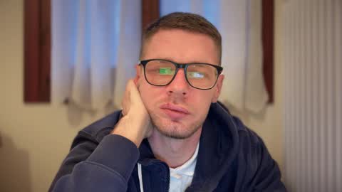 Snapshot of 2017ssseeexxx chatting on 02-10-25, 03:53 Romano online show from 02-10-25, 03:53