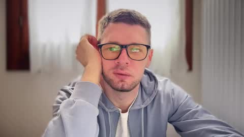 Snapshot of 2017ssseeexxx chatting on 02-22-25, 09:34 Romano online show from 02-22-25, 09:34