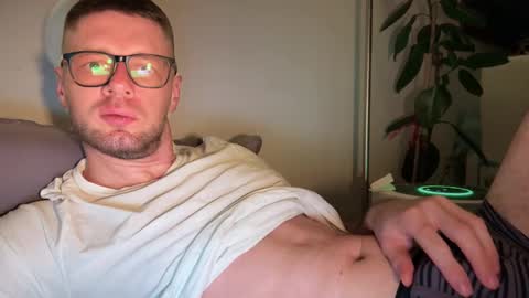 Snapshot of 2017ssseeexxx chatting on 02-24-25, 08:58 Romano online show from 02-24-25, 08:58